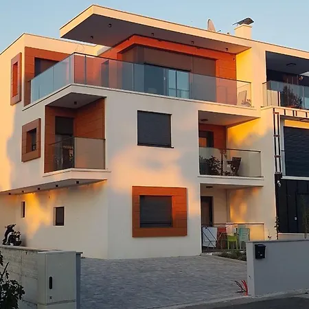 Διαμέρισμα Ledunis *