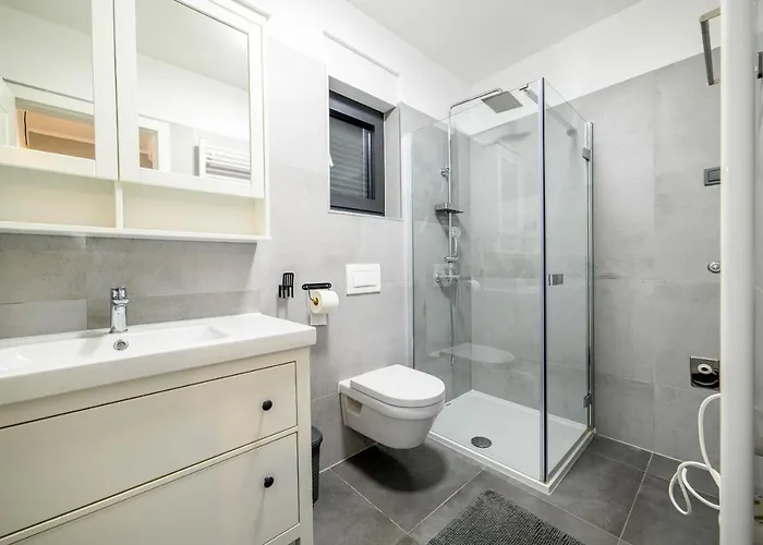 아파트 Ledunis 시베니크